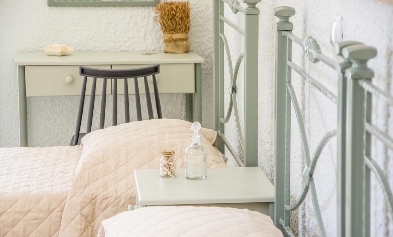 Syros Inn Galissas Bagian luar foto