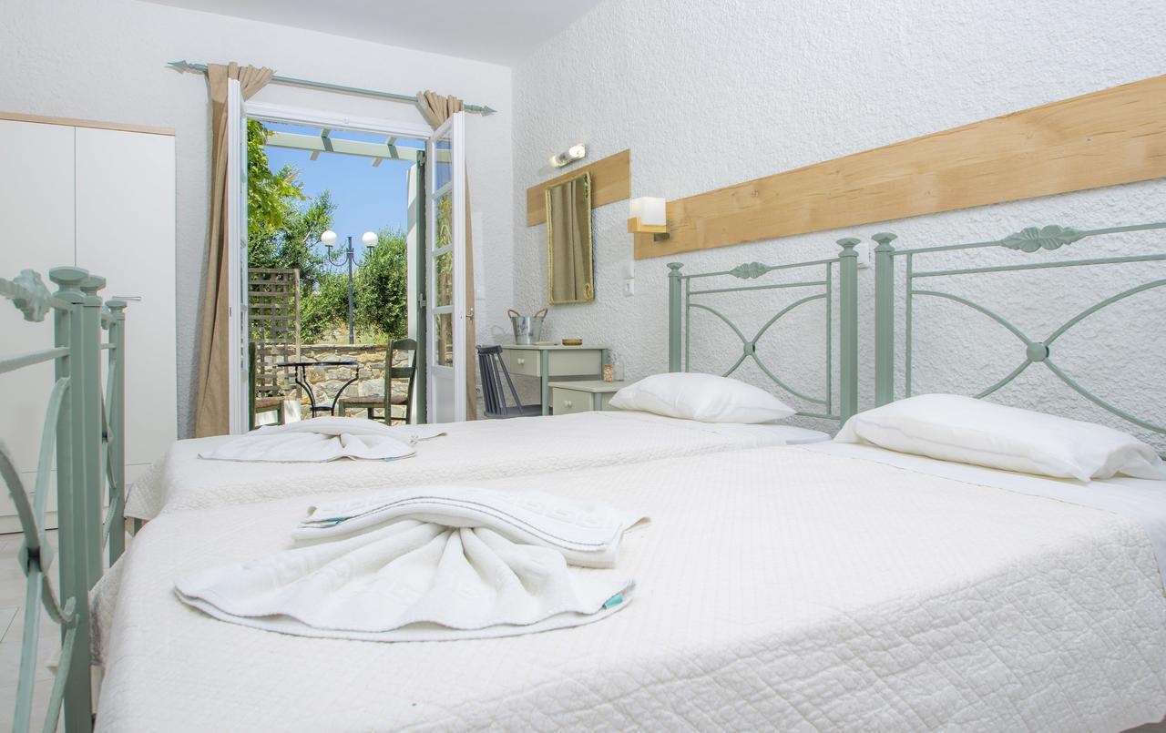 Syros Inn Galissas Bagian luar foto