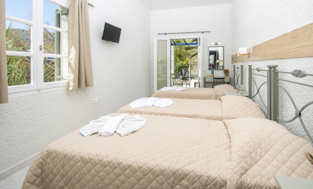Syros Inn Galissas Bagian luar foto